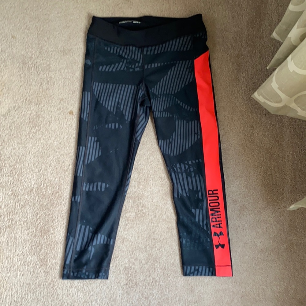 Under Armour compression leggings